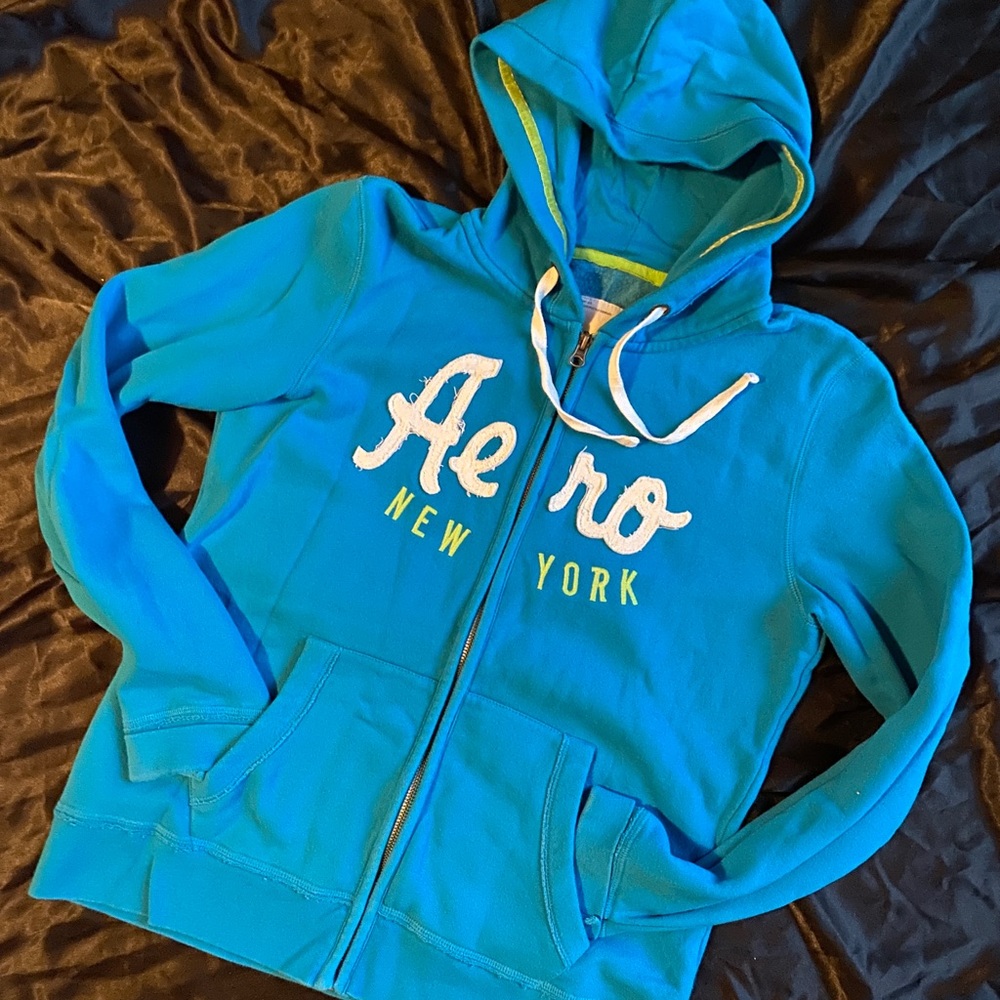 Aero hooded sweatshirt